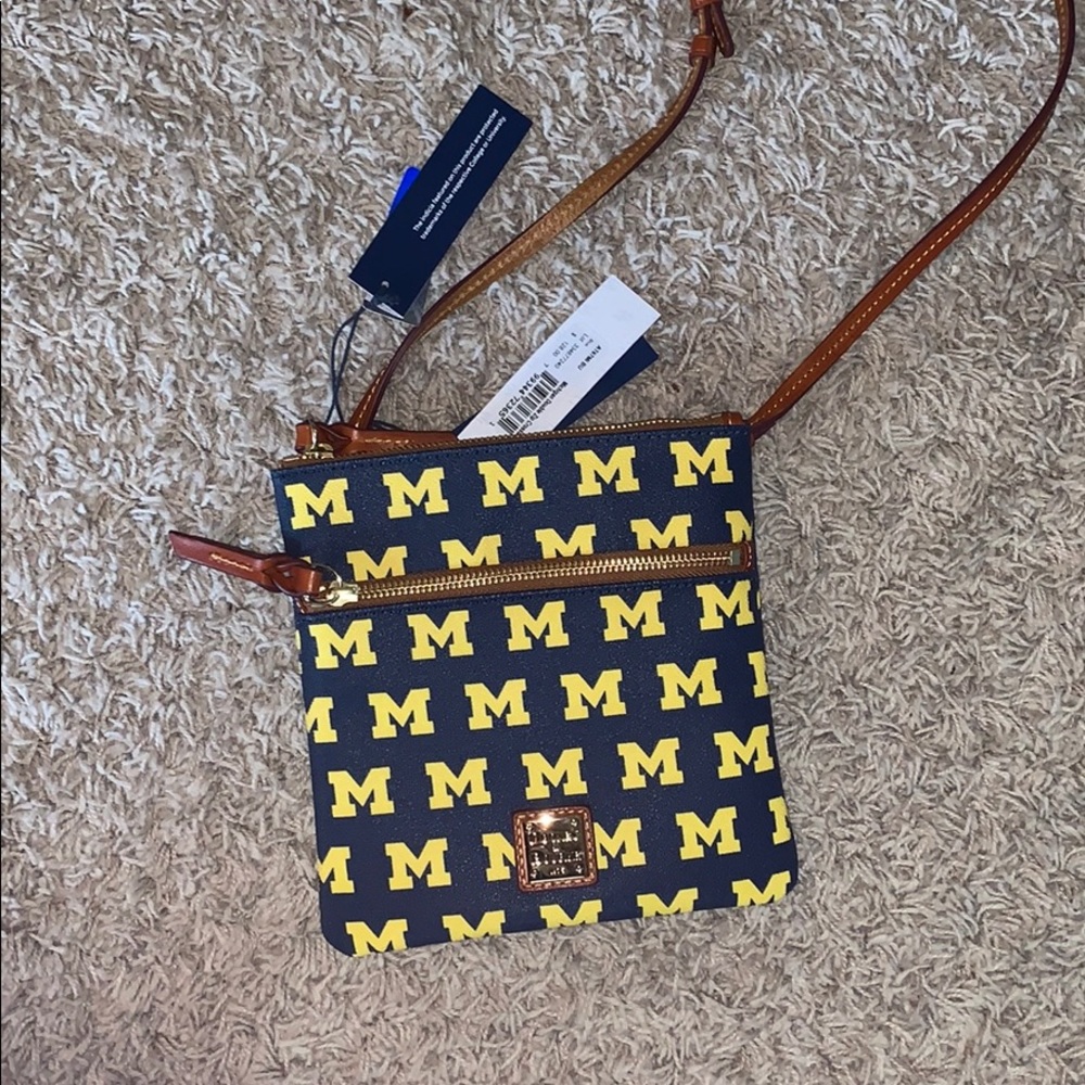 U of m dooney and bourke PERFECT NWT bag